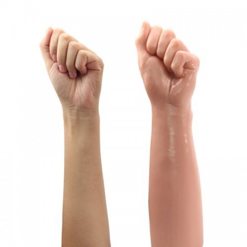 Pugno Fisting Bitch Fist