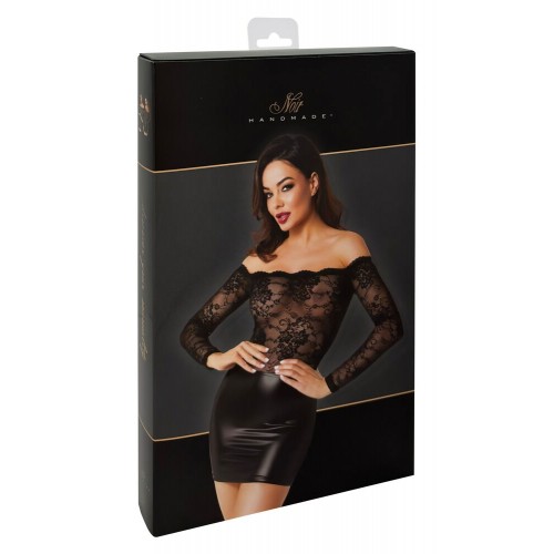 Miniabito nero a maniche lunghe...