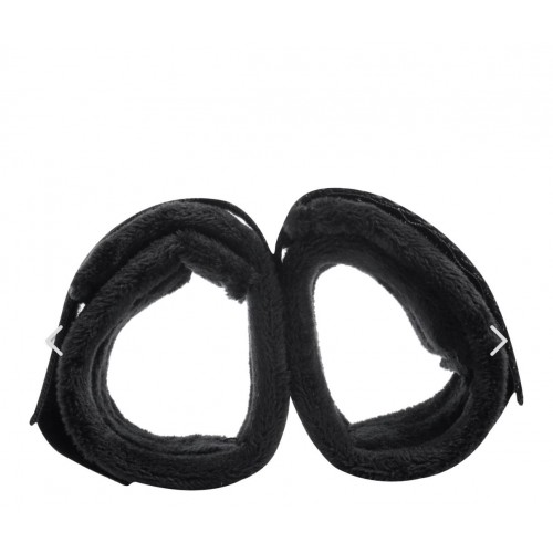 Polsini morbidi dalle mani alle...