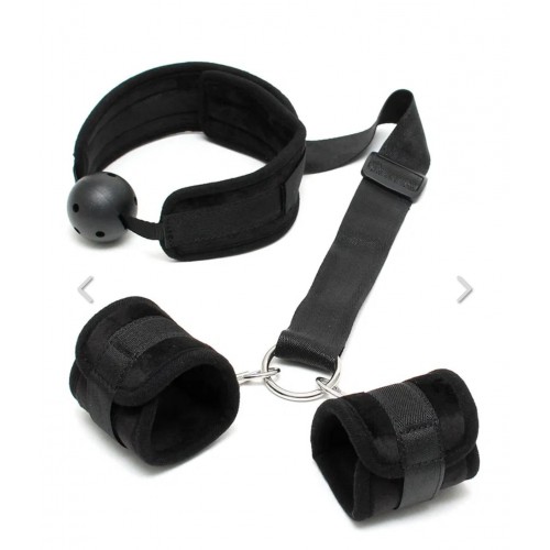 Bavaglio con manette