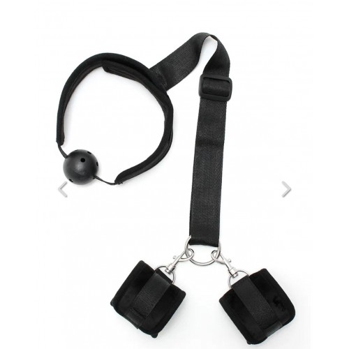 Bavaglio con manette